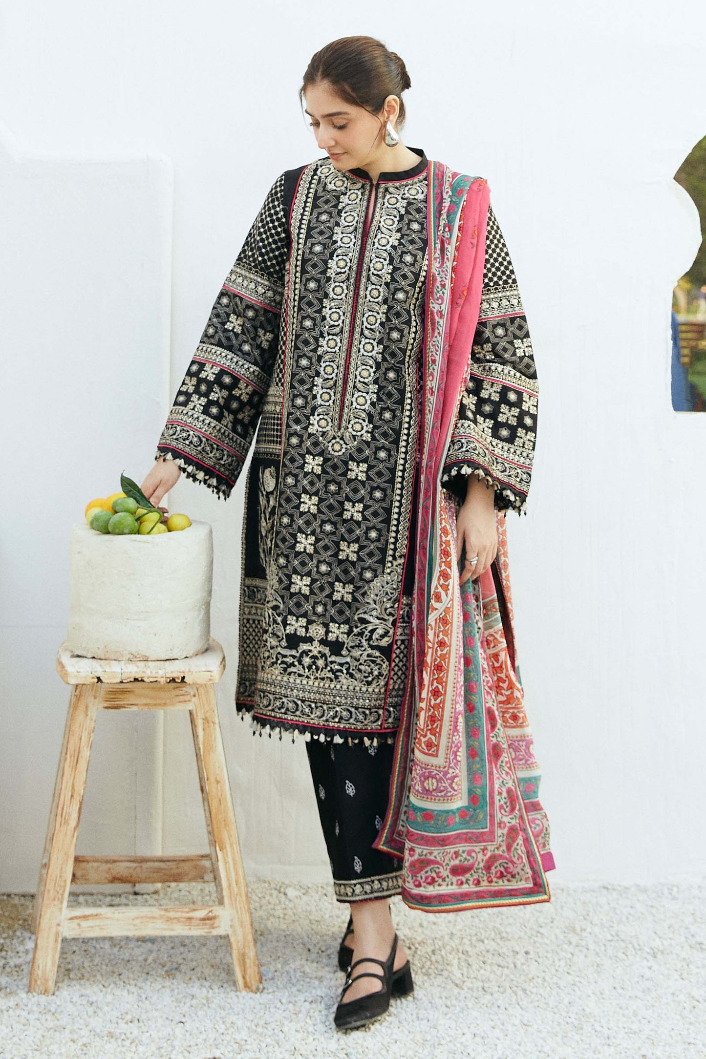 ZARA SHAHJAHAN-3PC LAWN-VM252