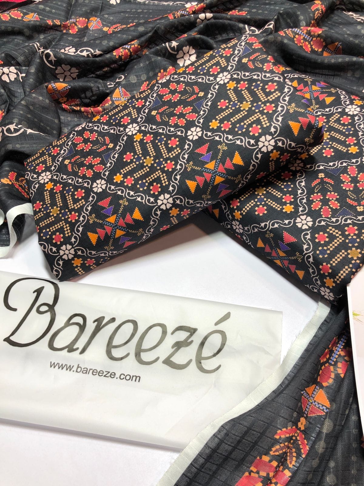 BAREEZE-3PC LAWN-VMB01